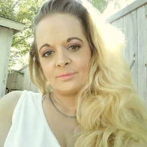 Meet your Posher, Robyn